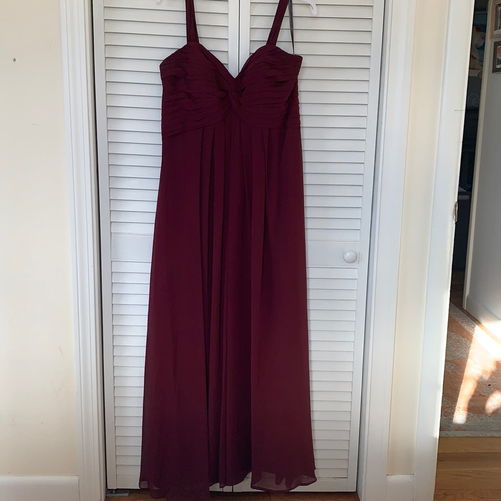 Wine-colored chiffon floor-length bridesmaids dress